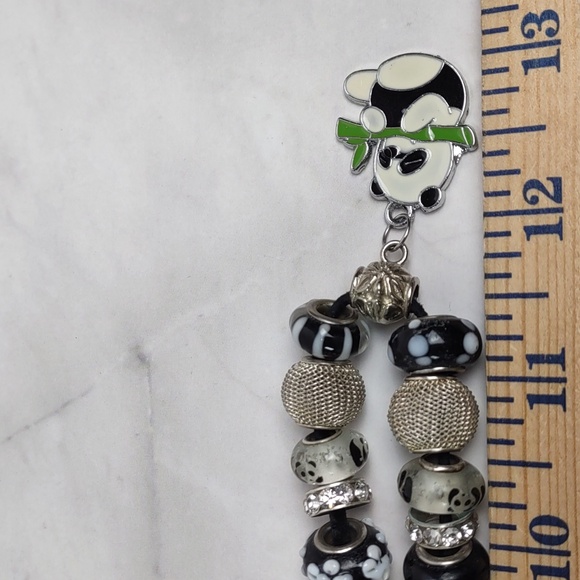 Panda Charm Bead Necklace - Picture 3 of 3